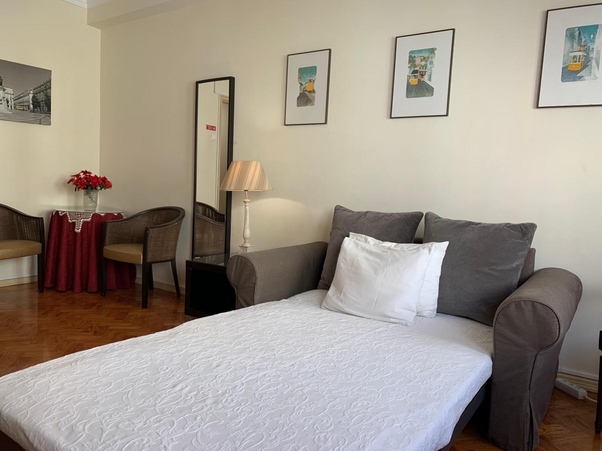 Discovery Expo - Aeroporto Guest house Lisbon